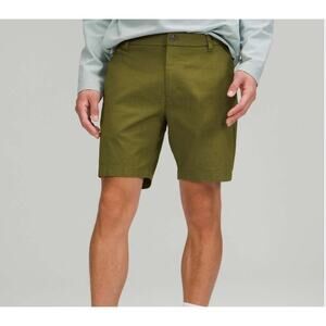 Lululemon Commission Classic-Fit Short 9" Golf Olive Green Men's Size 30